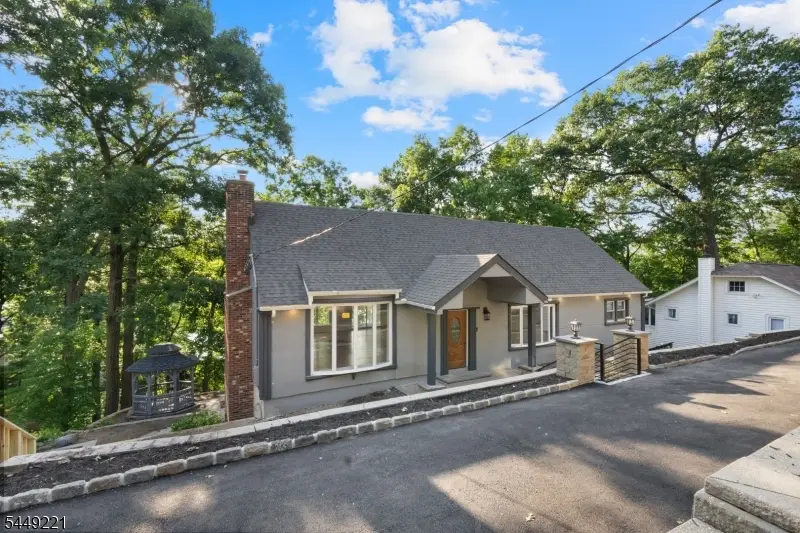 19 Cliffside Trl, Denville, NJ 07834 - #2