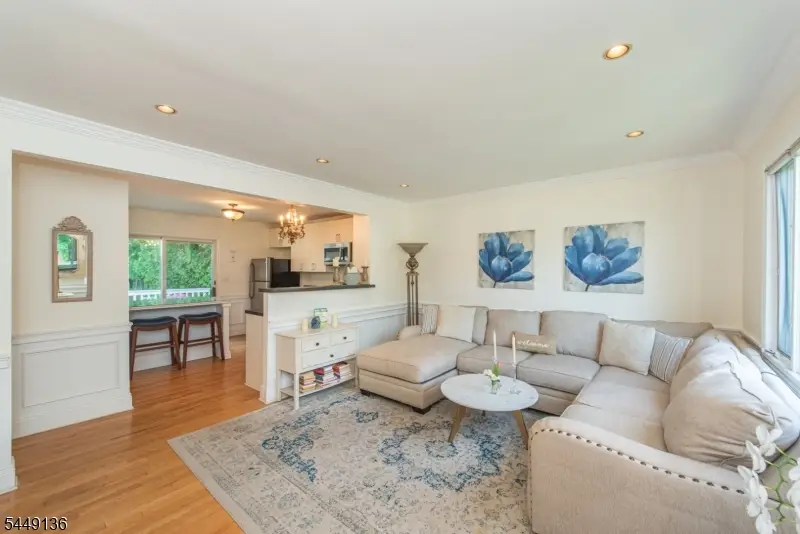 9 Woodmere Rd, West Caldwell, NJ 07006 - #3