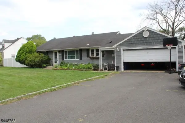 1123 Dukes Pkwy, Manville Boro, NJ 08835