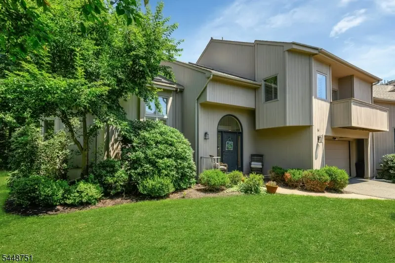 14 Robinhood Dr, Mountain Lakes, NJ 07046 - #2