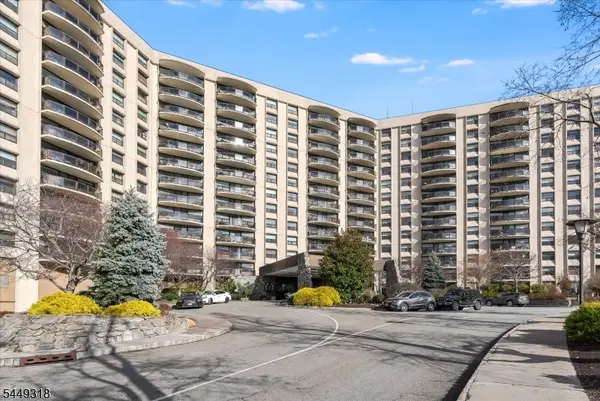 2 Claridge Dr #1NE, Verona Twp., NJ 07044