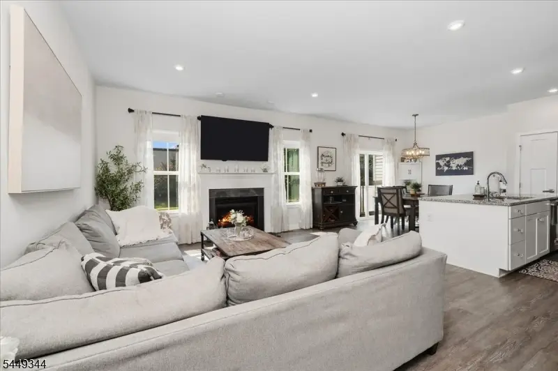 14 Cypress Ln, Sparta, NJ 07871 - #3