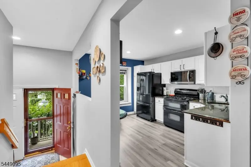 15 Spruce Ter, Mount Arlington, NJ 07856 - #3