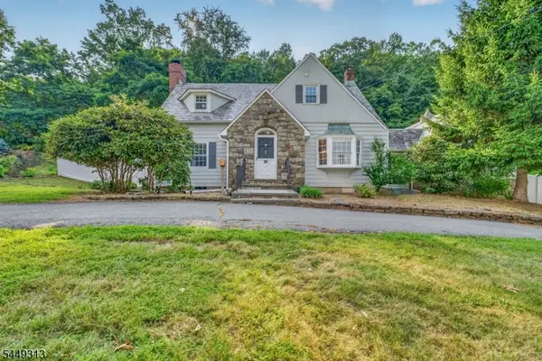 85 Ann St, Dover Town, NJ 07801