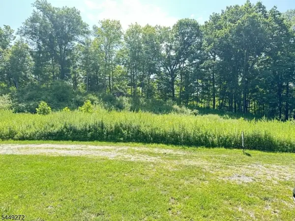 112 Scott Rd, Franklin Boro, NJ 07416