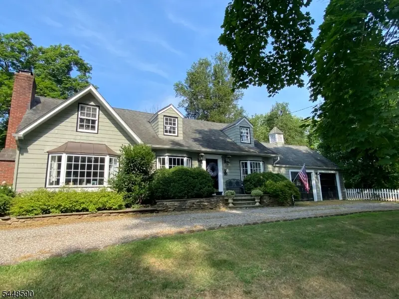11 Miller Ave, Oldwick, NJ 08858 - #1