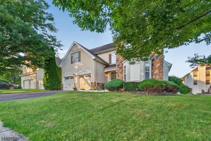 24 Lauren Ln, Lopatcong, NJ 08865 - #3