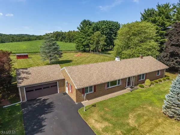 120 Allerton Rd, Clinton Twp., NJ 08801