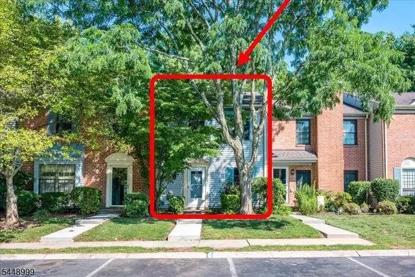 5 Pear Tree Ln, Franklin Twp., NJ 08823