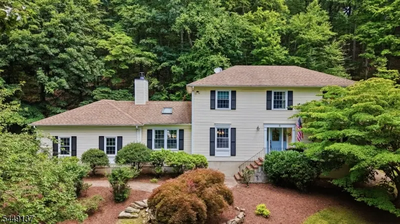 2 Powhatatan Way, Mount Olive, NJ 07840 - #1