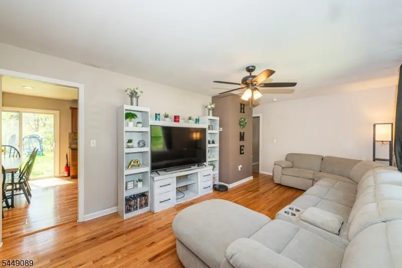 88 Crescent Dr, Hampton, NJ 07860 - #3