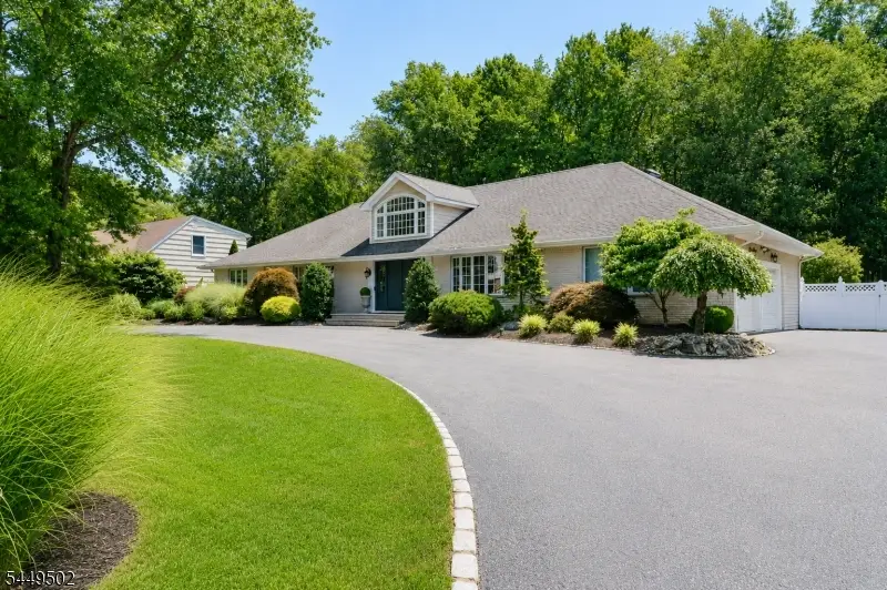 120 Timberhill Dr, East Hanover, NJ 07936 - #2