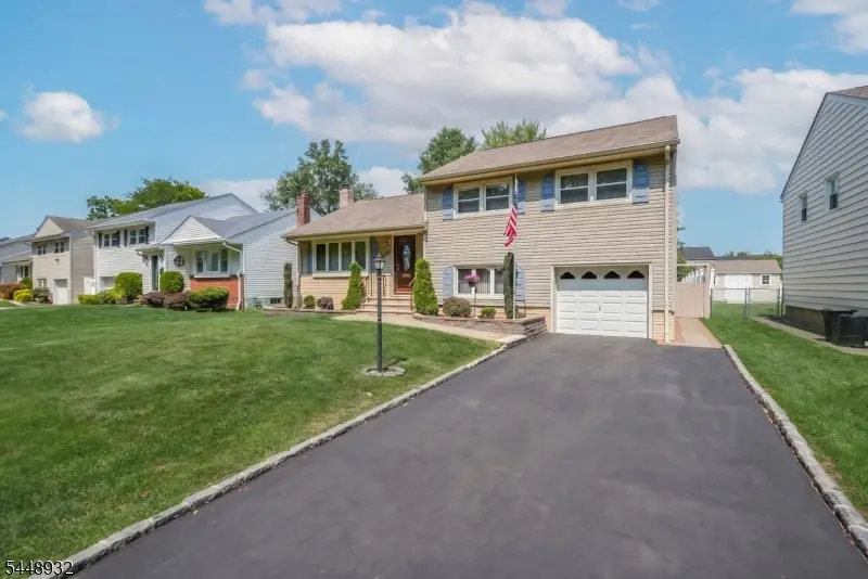 536 Fairway Dr, Union, NJ 07083 - #2