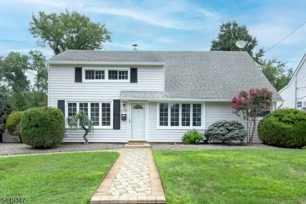 1108 Woodruff St, Woodbridge Twp., NJ 08830