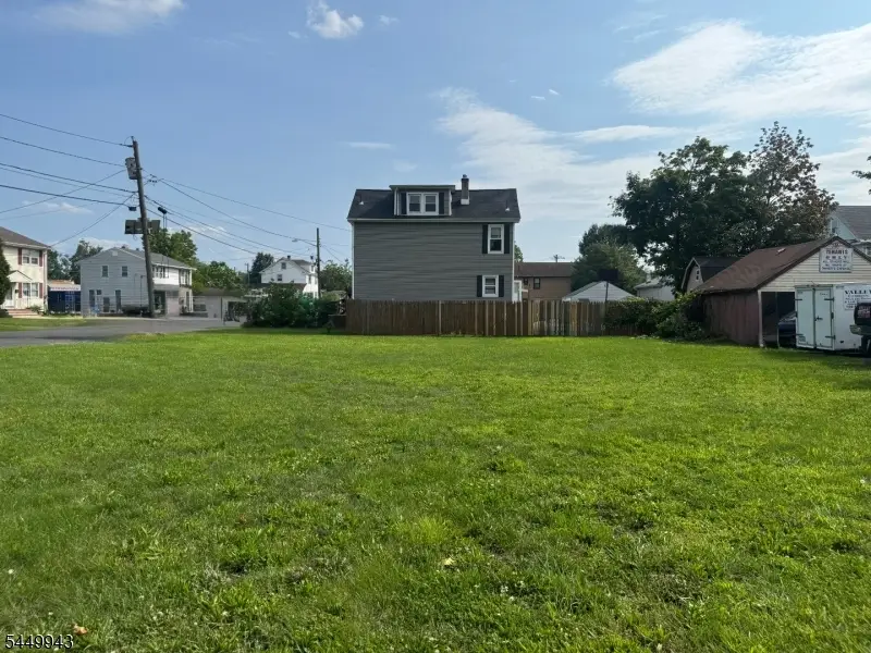 682 Jefferson Avenue, North Brunswick, NJ 08902 - #1