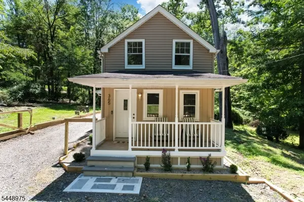 365 Bonnie Burn Rd, Watchung Boro, NJ 07069