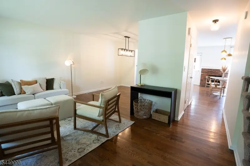 1304 Washington Cmn, Hillsborough, NJ 08844 - #1