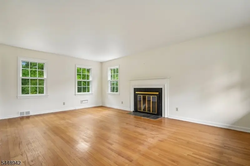63 Magnolia Dr, New Providence, NJ 07974 - #3