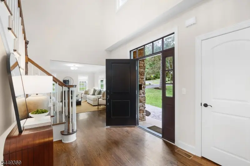 5 Harrison Dr, Berkeley Heights, NJ 07922 - #3
