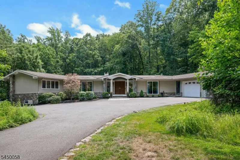 21 Decker Ln, Boonton, NJ 07005 - #1