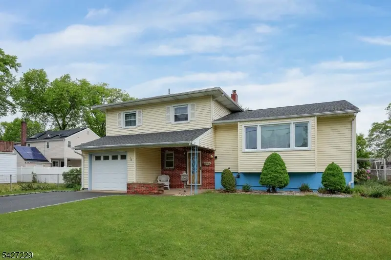 76 Harrison St, Clark, NJ 07066 - #2