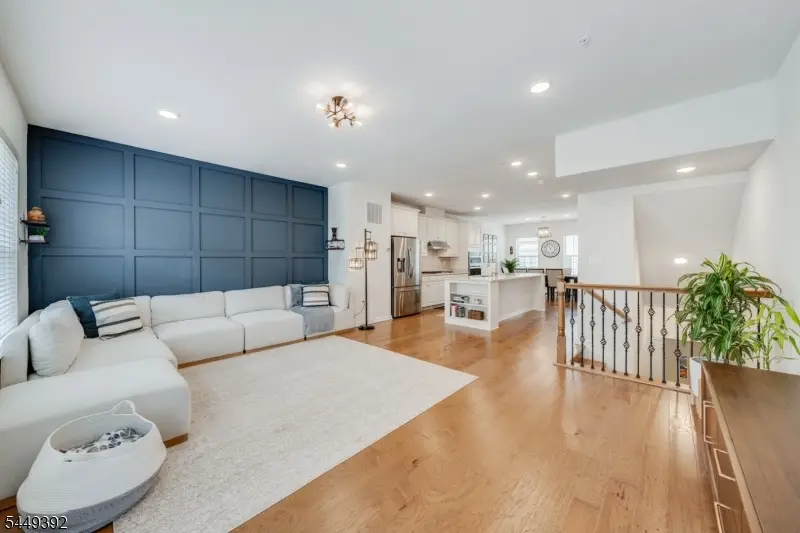 13 Braeburn Ct, Livingston, NJ 07039 - #1