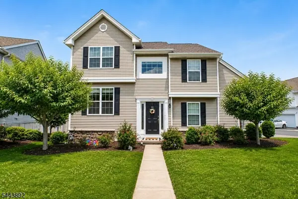 90 Sowers Dr, Mount Olive Twp., NJ 07840