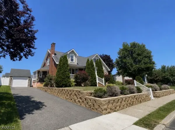 611 Corliss Ave, Phillipsburg Town, NJ 08865