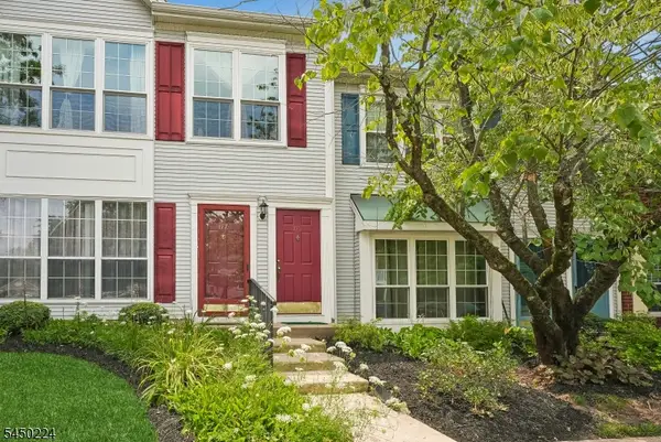 179 Gregory Ln, Franklin Twp., NJ 08823