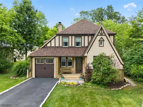 21 Crossbrook Rd, Livingston Twp., NJ 07039