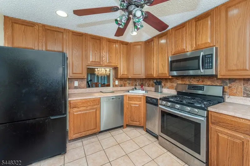 291 Penns Way Ondo, Bernards, NJ 07920 - #2