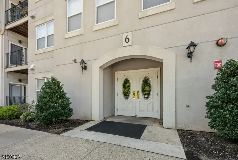 602 Brittany Dr, Wayne, NJ 07470 - #3