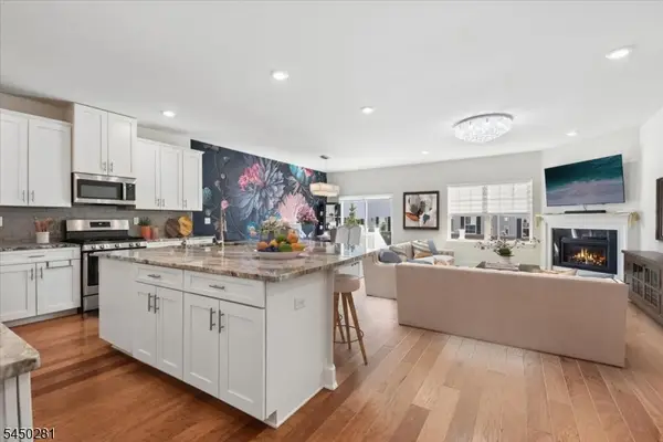 5 Gerhard Pl, Morris Twp., NJ 07960