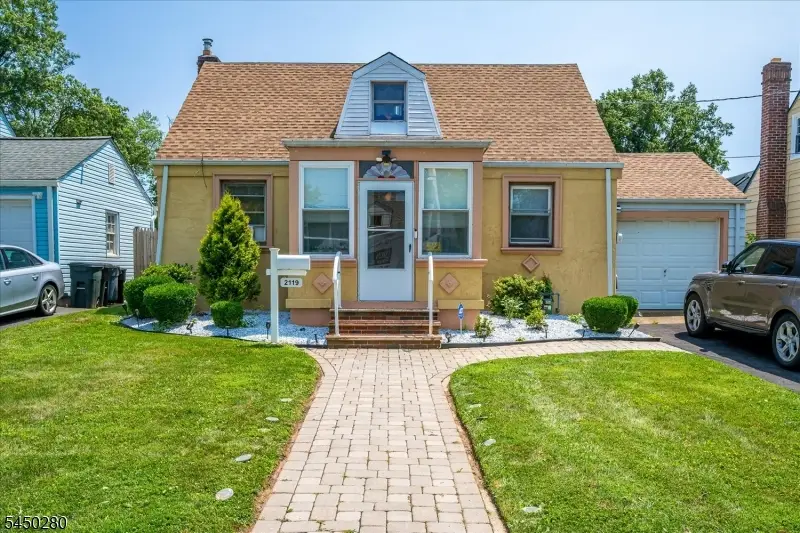 2119 Prospect St, Rahway, NJ 07065 - #1