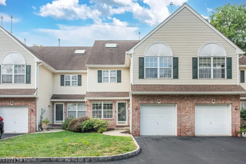 11 Cooper Ln, Millington, NJ 07946 - #1