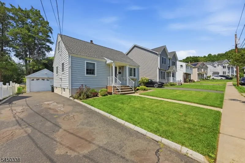 119 Ploch Rd, Clifton, NJ 07013 - #3