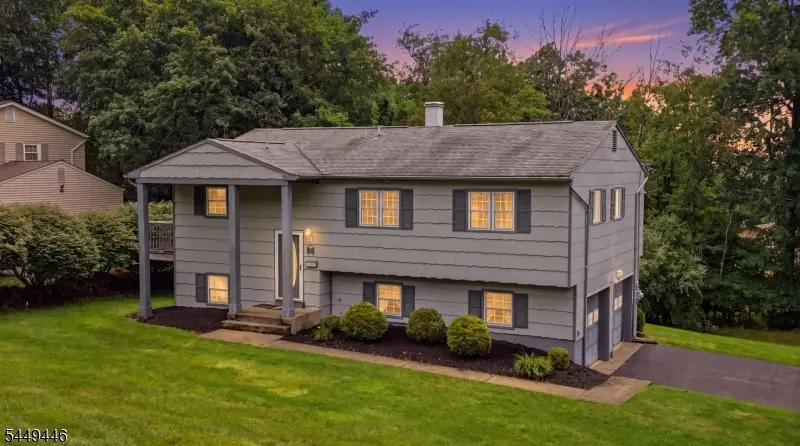 112 Sunrise Ter, Washington, NJ 07882 - #1