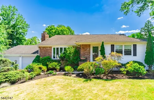 42 Sandy Hill Rd, Westfield Town, NJ 07090