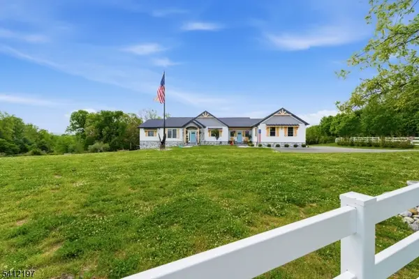 27 Sterling Dr, Wantage Twp., NJ 07461