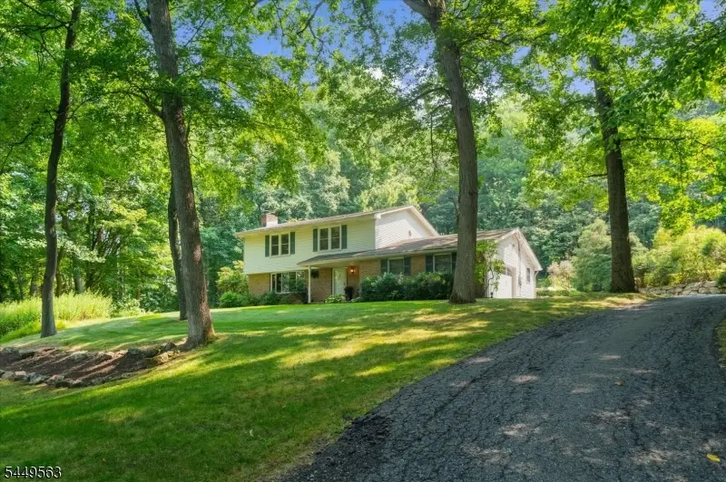 530 Bellwood Park Rd, Bethlehem, NJ 08802 - #2