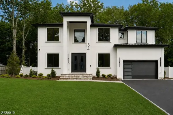 54 Martin Rd, Livingston Twp., NJ 07039