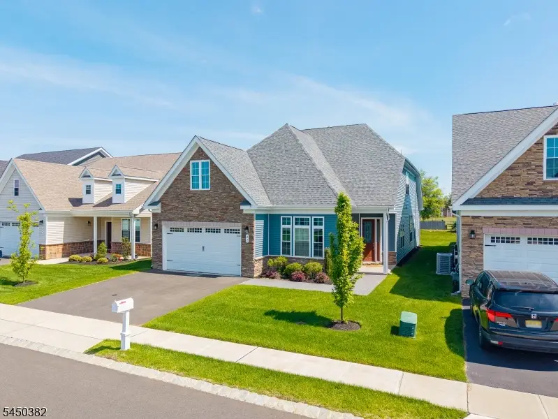 22 Samjan Cir, Robbinsville, NJ 08520 - #3