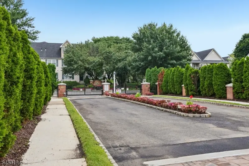164 Cambridge Ct, Clifton, NJ 07014 - #2