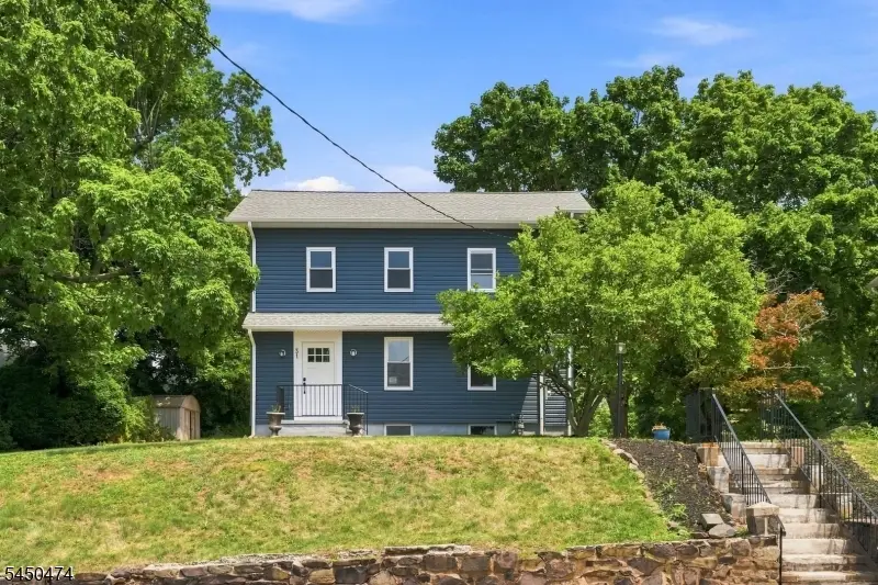 31 N Main St, Flemington, NJ 08822 - #2