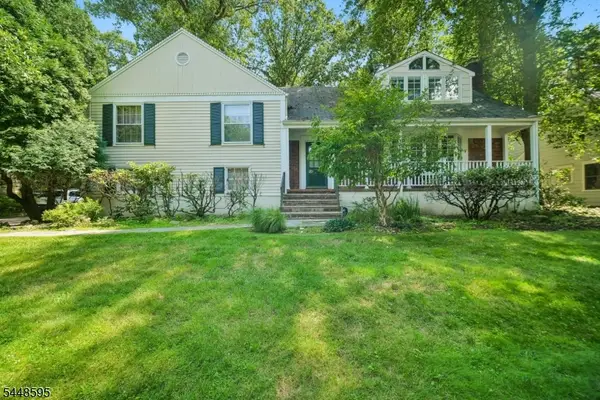 9 Coleridge Rd, Millburn Twp., NJ 07078