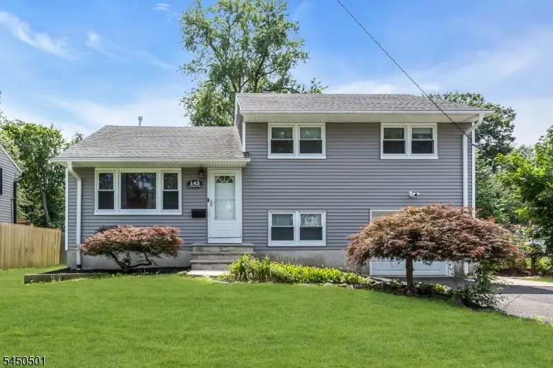 143 Greenbrook Rd, North Plainfield, NJ 07060 - #1