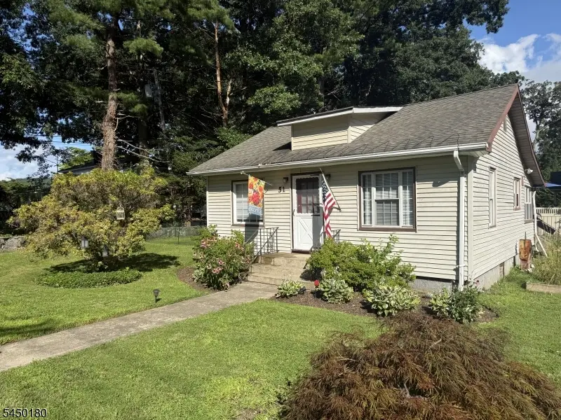 51 Lakeview Ave, Ringwood, NJ 07456 - #2