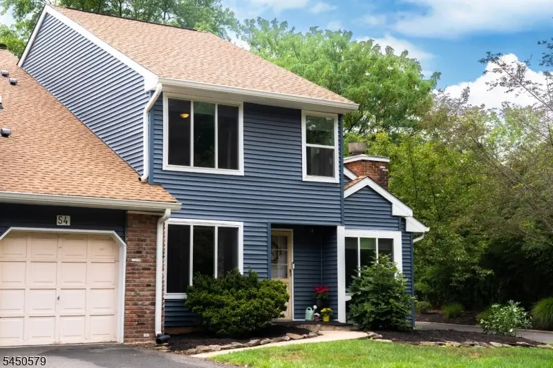 54 Cherrywood Dr, Franklin, NJ 08873 - #2