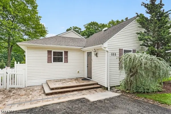 111 Milton Rd, Jefferson Twp., NJ 07438