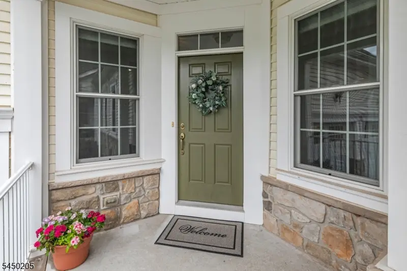 61 Bedford Dr, Montgomery, NJ 08558 - #3